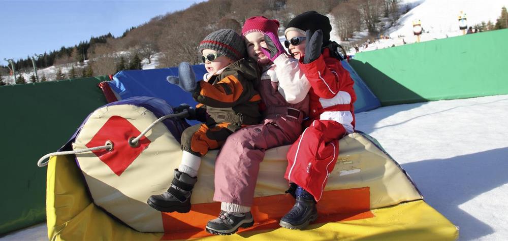 Super Besse : Jeux et Sensations Fortes près du Stade de Luge !