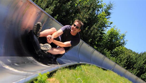Super Besse : Luge d'été - Descente palpitante et sensations garanties !