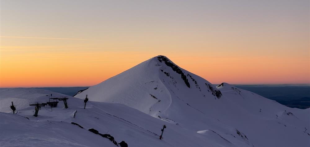 Puy de Sancy Enneigé : Vue Panoramique depuis le Puy de Dôme