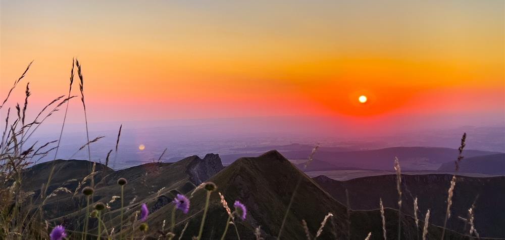 Super Besse : Coucher de Soleil Puy de Sancy - Spectacle Inoubliable