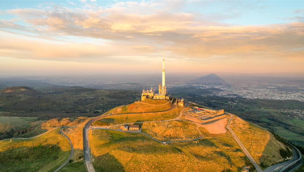 Puy de Dôme - Sommet à Orcines - Vue Exceptionnelle - Panorama Magique