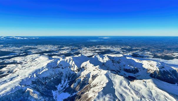 Vallée de Chaudefour : Sommets du Massif du Sancy en toile de fond
