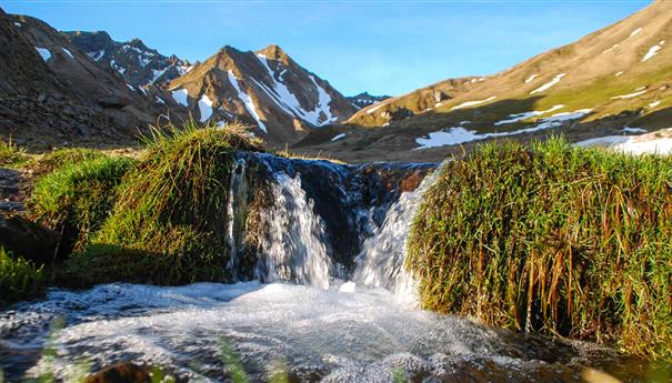 Val de Courre : Fonte des Neiges dans le Massif du Sancy