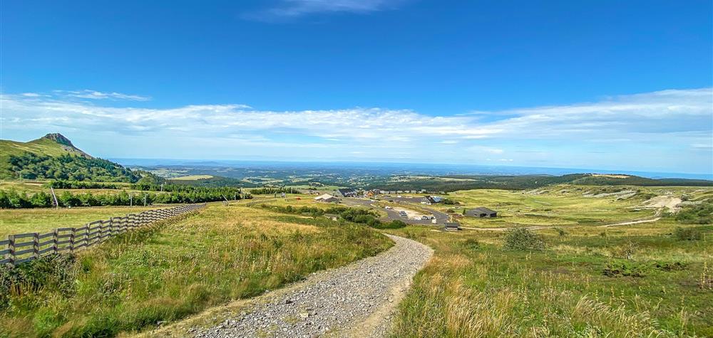 Chastreix-Sancy : Randonnée Panoramique vers le Puy de Sancy