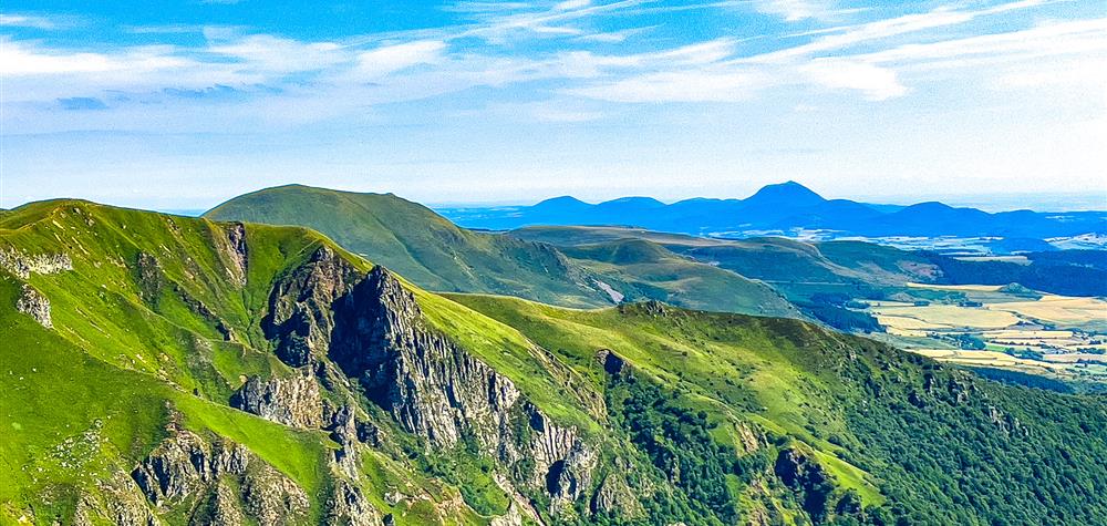 Vallée de Chaudefour : Vue Panoramique sur la Chaîne des Puys