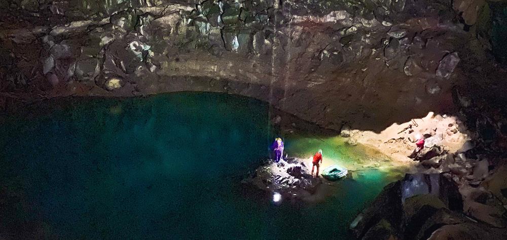 Le Creux de Soucy : Gouffre Remarquable à Besse-Saint-Anastaise
