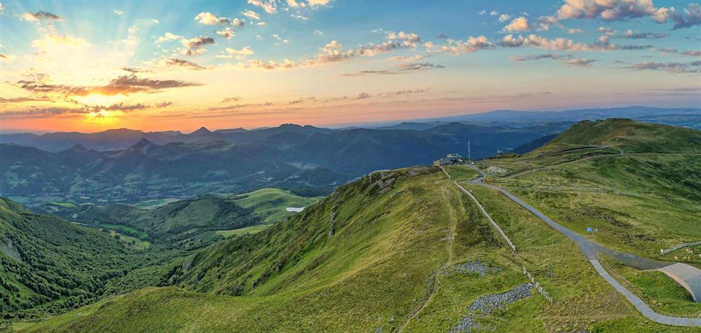 Sommets Mythiques des Monts du Cantal : Plomb du Cantal, Lioran, Puy Mary, Puy de Peyre Arse