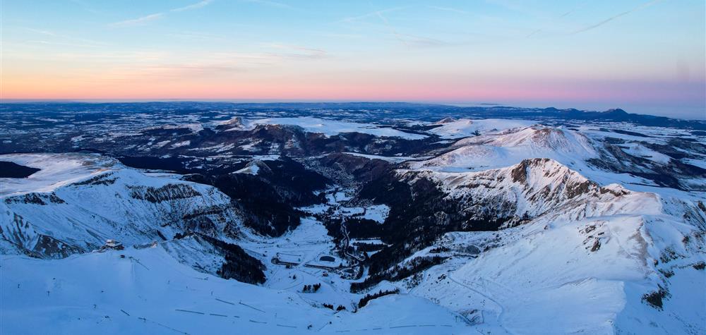 Le Mont-Dore : Le Puy Gros Veillant sur la Cité